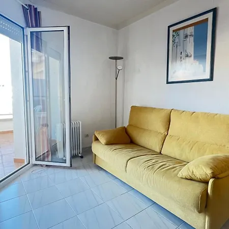 A Frente Del Canal Con Terraza Empuriabrava