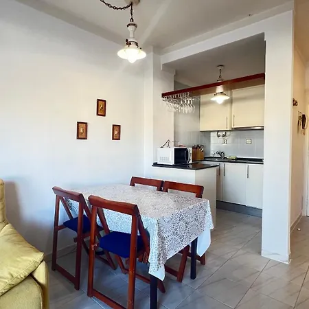 A Frente Del Canal Con Terraza Apartamento