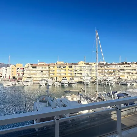 Apartamento A Frente Del Canal Con Terraza