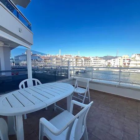 A Frente Del Canal Con Terraza * Empuriabrava